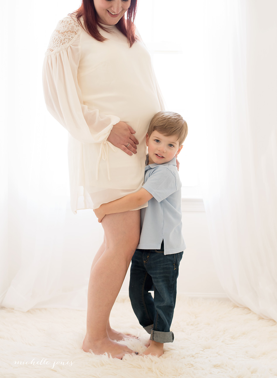 Cleveland Maternity Photographer