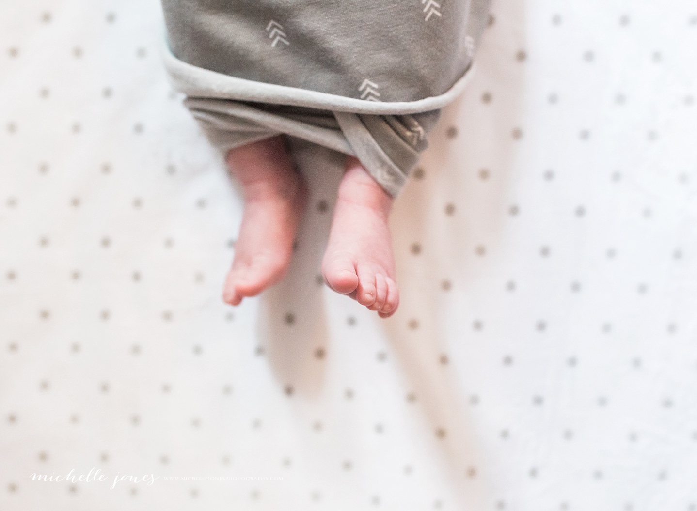 Cleveland Newborn Lifestyle Photographer