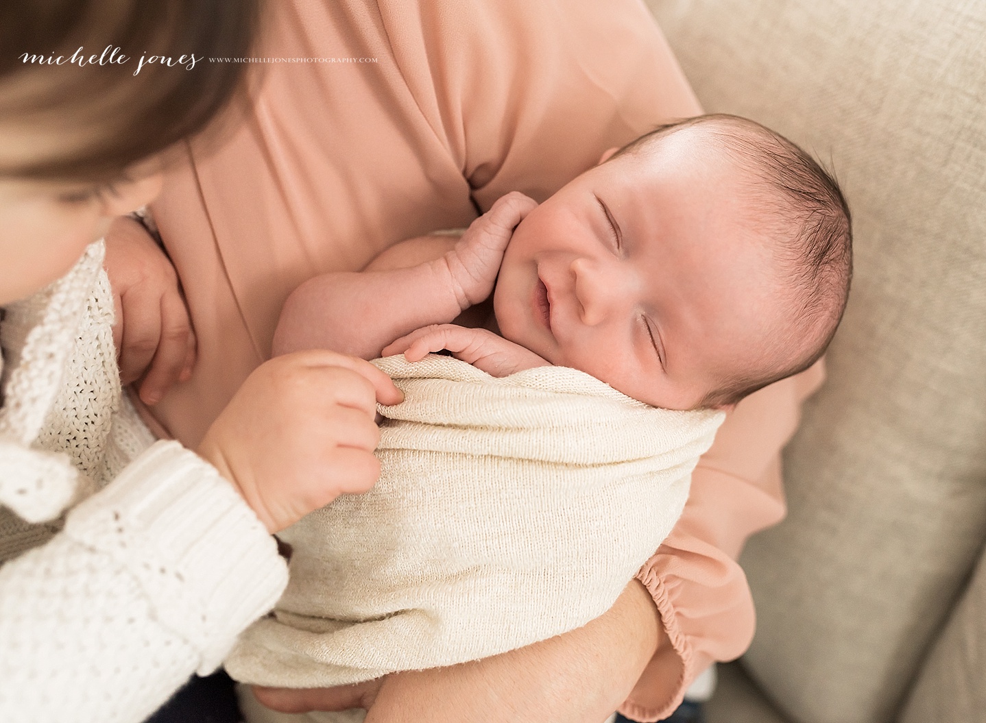 Cleveland Newborn Lifestyle Photographer